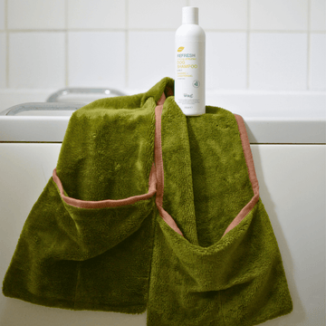 Refresh Glove Towel – Eco-Friendly & Highly Absorbent Dog Towel